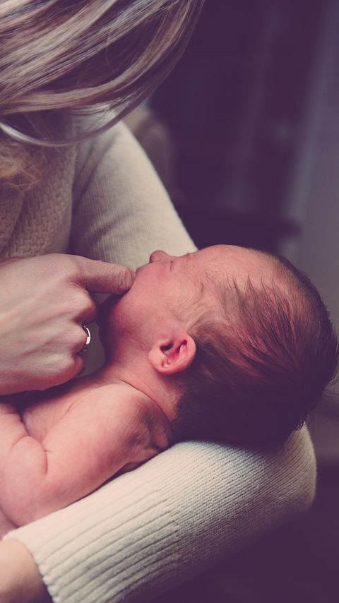 200 Nama Bayi Islami yang Disukai oleh Allah SWT, Cocok untuk Anak Perempuan