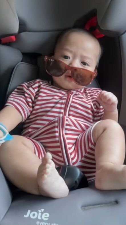 Wajahnya Tak Lagi Dirahasiakan, Ini Sederet Potret Lucu Baby Mikail, putra Henny Rahman dan Alvin Faiz yang Disebut Mirip Yusuf