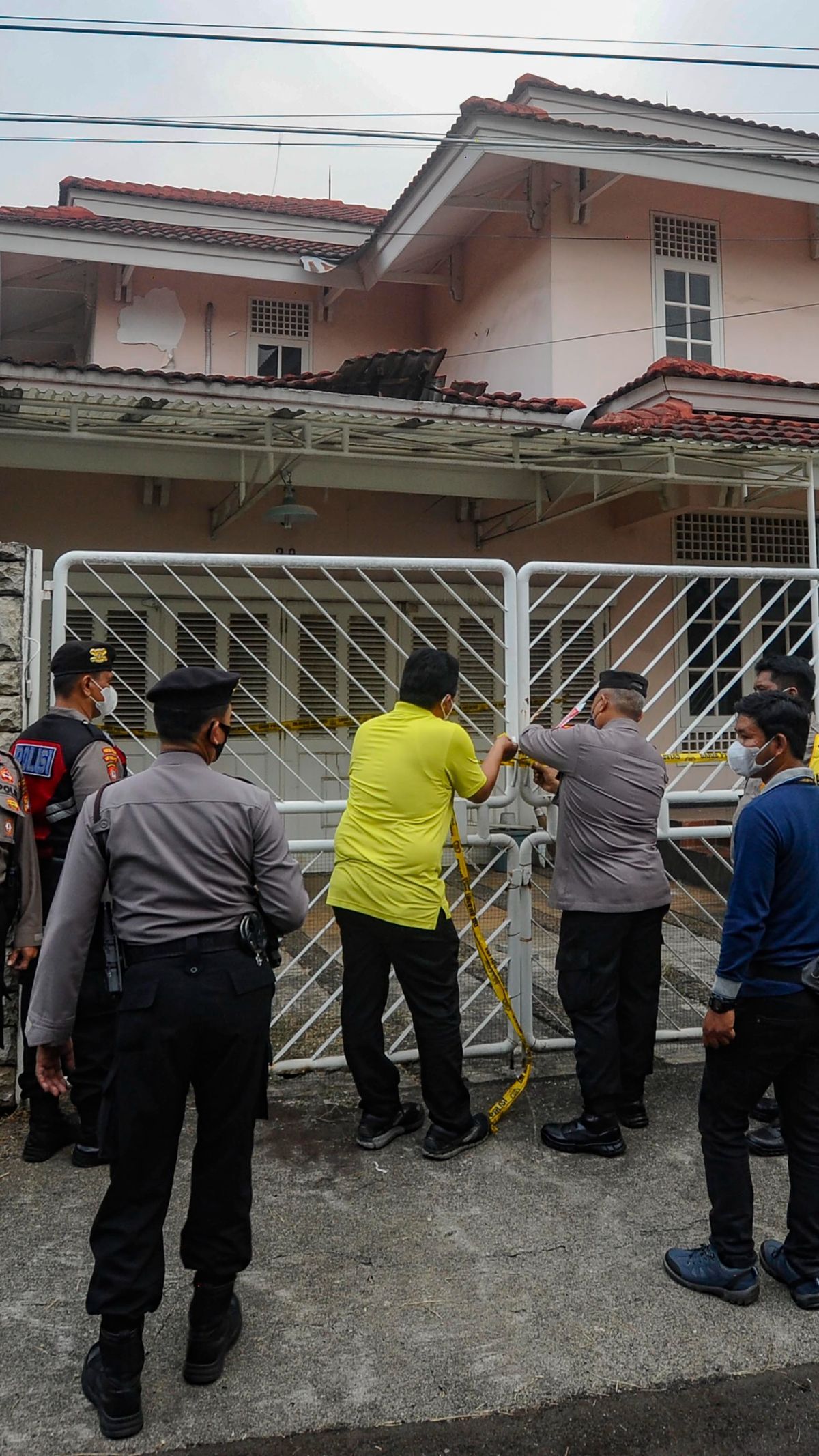 Awal Mula Ibu dan Anak Ditemukan Tewas Tinggal Tulang, Rumah Tanpa Aktivitas & Bau Busuk jadi Tanda