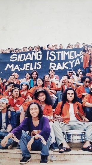 Intip Foto Jadul Desta saat Mahasiswa, Tak Disangka Ternyata Pernah jadi Aktivis 1998