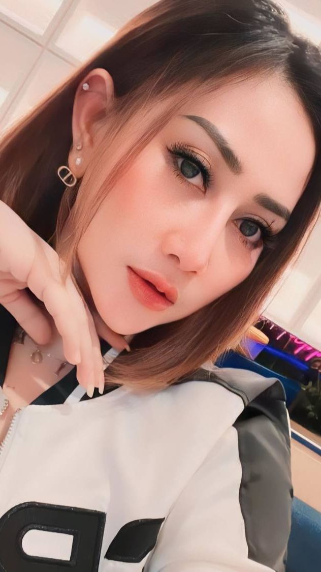 Potret Cantik Luluk Sofiatul Jannah, TikToker Yang Marahi Anak Magang dan Lalu Minta Maaf