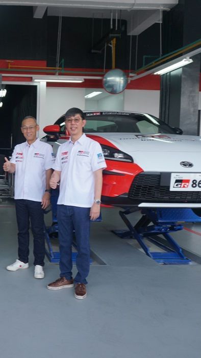 Intip GR Garage di PIK, Bengkel Super bagi Pengguna Mobil Sport Toyota