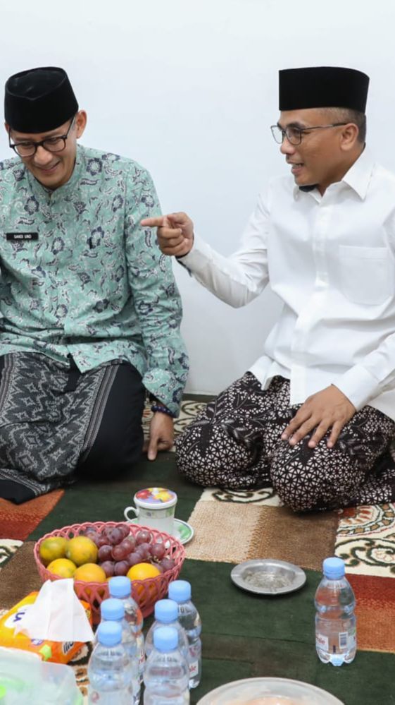 Ditemui Sandiaga, Gus Baha Doakan PPP Dapat Hasil Terbaik di Pemilu 2024