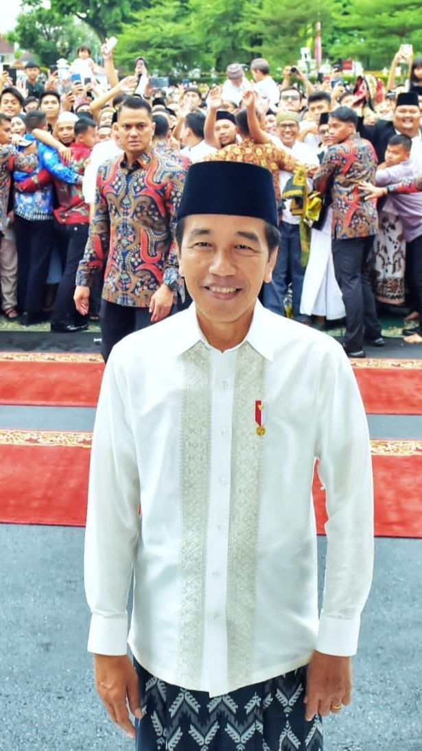 Saat Jokowi Baca Lirik Lagu Ya Lal Wathon, Puji Komitmen NU Jaga Indonesia dan Pancasila