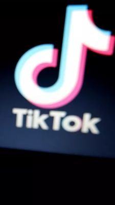 Ekonom Ungkap Bahaya TikTok Shop, Jualan Sambil Jalankan Bisnis Medsos Secara Bersamaan