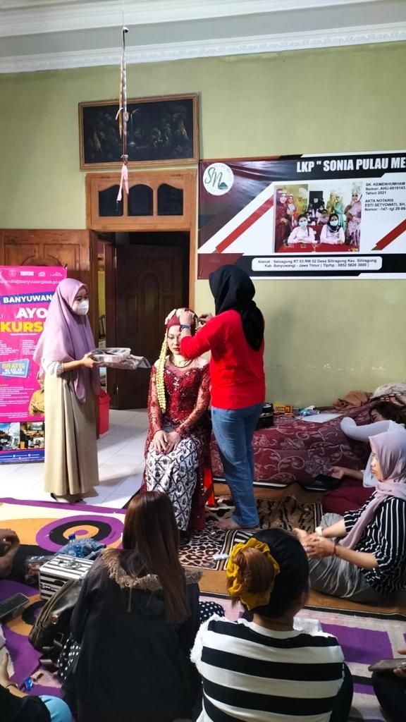 Banyuwangi Buka Puluhan Kursus Gratis, Mulai Desain Grafis Hingga MUA