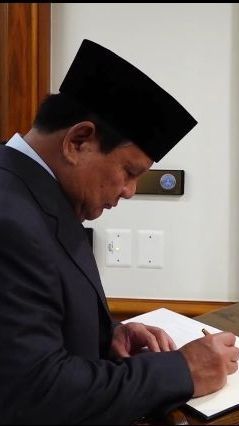 Prabowo Cerita Masa Sulit Bangun Gerindra: Saya Jual Aset Pribadi untuk Kebutuhan Partai