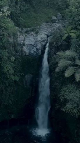 Dipercaya jadi Tempat Bertemunya Para Tokoh Sakti, Ini Pesona Air Terjun Kedung Kayang di Lereng Gunung Merapi