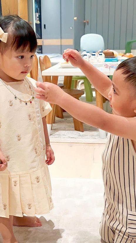 Momen Lucu Ameena & Rayyanza Playdate, Netizen 'Bestie dari Bayi'