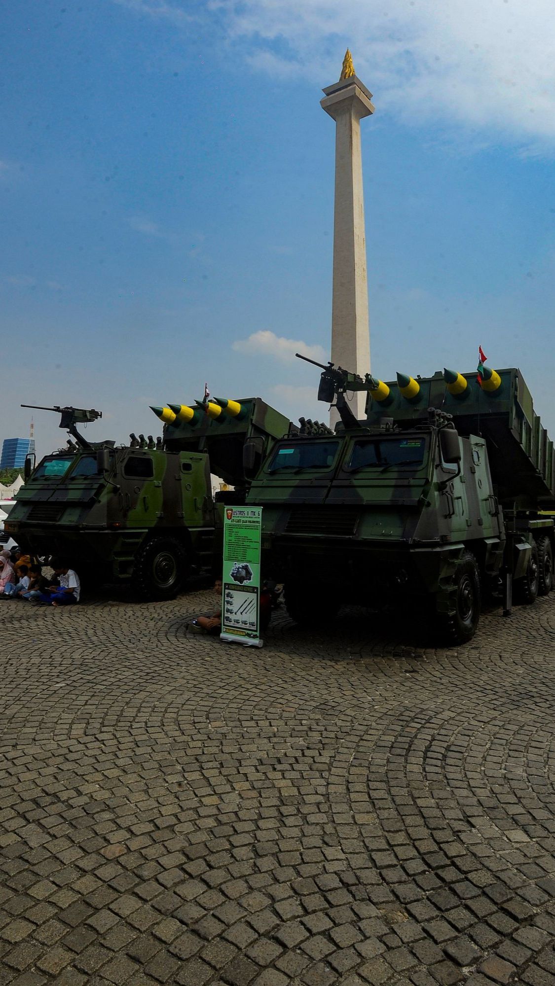 FOTO: Jelang HUT ke-78 Tentara Nasional Indonesia, Deretan Alutsista Canggih TNI Dipamerkan di Monas, Ini Penampakan Sangarnya