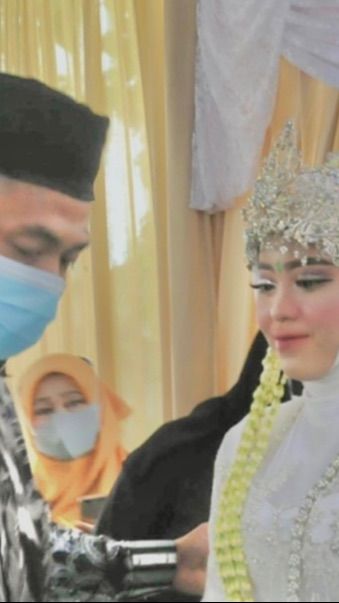 Momen Haru Wanita Pertama Kali Bertemu Ayah Kandung saat Jadi Wali Nikah, Kisahnya Viral