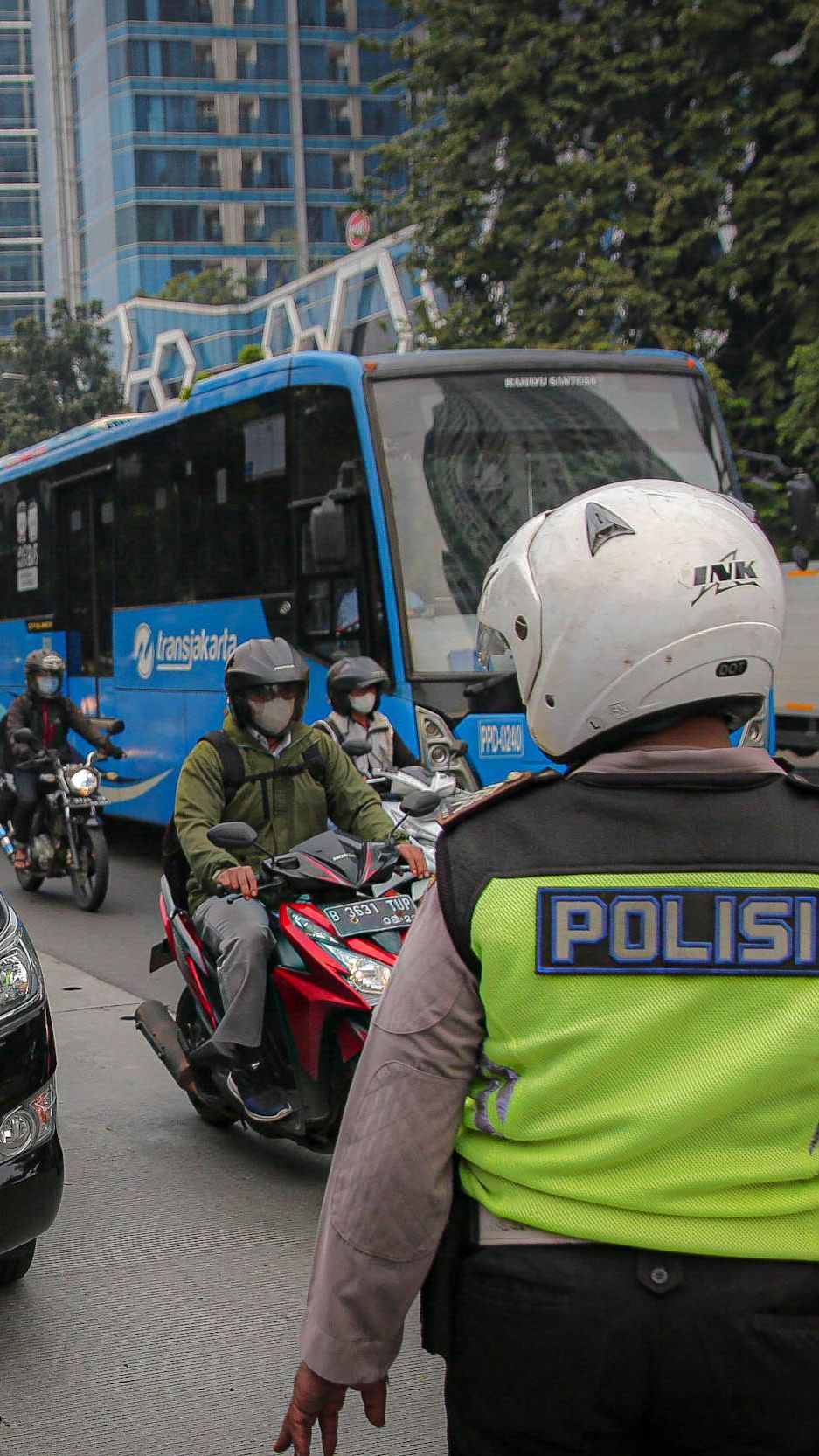 Ganjil-Genap di Jalan yang Dilalui LRT Jabodebek Belum Bisa Diterapkan, Dishub DKI Ungkap Alasannya