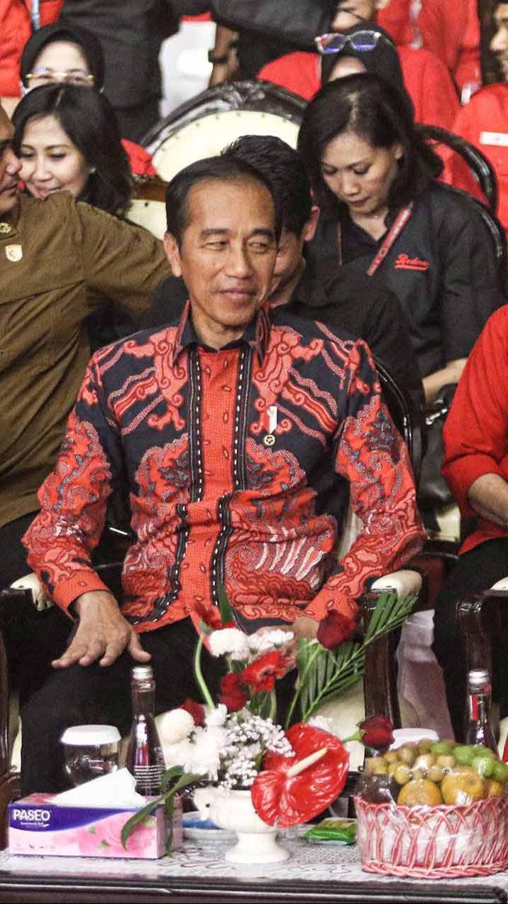 VIDEO: Ketum PDIP Megawati Soekarnoputri Beri Perintah ini, Presiden Jokowi Langsung Manggut-Manggut