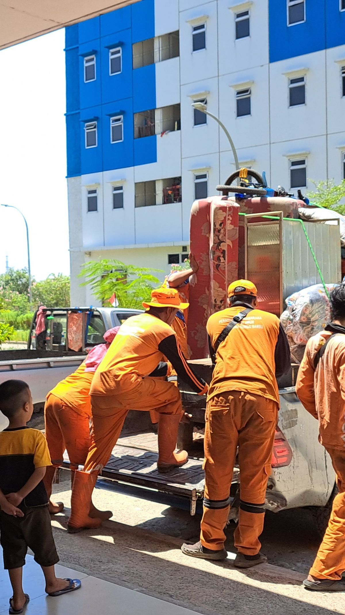 Nestapa Warga Kampung Bayam, Dijanjikan Anies  Hingga Digusur Heru untuk Pildun U-17