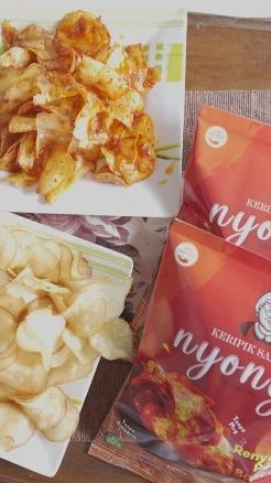 Mencicipi Keripik Sambal Nyonya, Produk UMKM Asal Medan yang Lezat dan Tanpa Pengawet