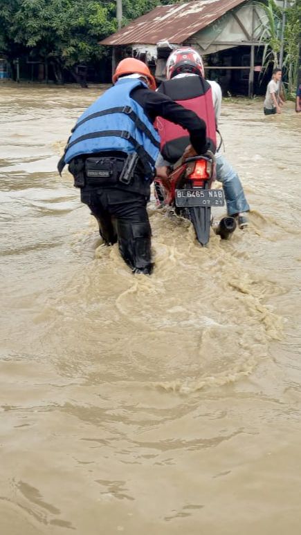 8 Kecamatan di Aceh Utara Dikepung Banjir, Seribuan Warga Mengungsi