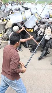 Anak Sekolah Kena Gas Air Mata saat Bentrok di Rempang Batam, Ini Penjelasan Polisi