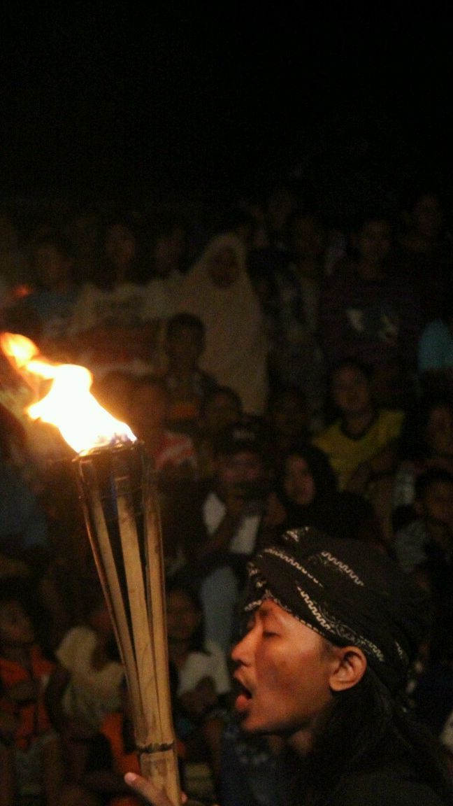 Mengenal Sandur Bojonegoro Tuban, Hiburan Petani usai Seharian Kerja Pentasnya hingga Dini Hari