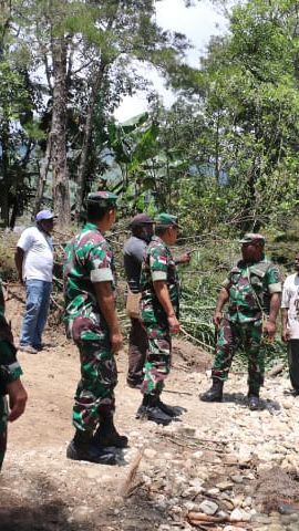 Jenderal TNI Bintang Satu Injak Tanah Wamena, Cek Kondisi AIr Bersih Warga