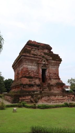 Fakta Unik Candi Pari Sidoarjo, Lokasi Pemberangkatan Obor Api Porprov Jatim 2023