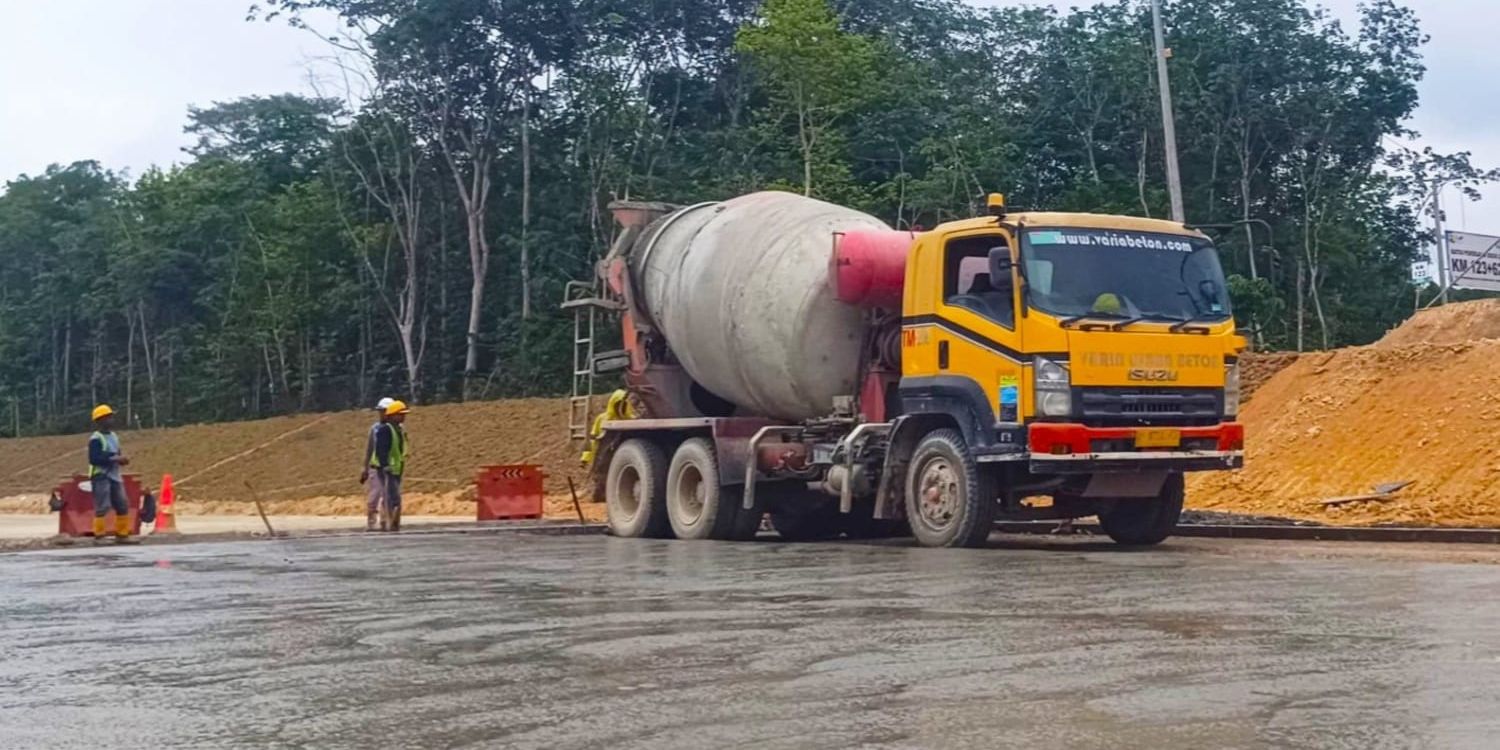 Semen Indonesia Pasok Beton Pembangunan Tol Hubungkan Jambi ke Lampung, Segini Jumlahnya