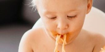 Dokter Anak Wanti-wanti Kebiasaan Anak yang Suka Hanya Makan Nasi dengan Kerupuk