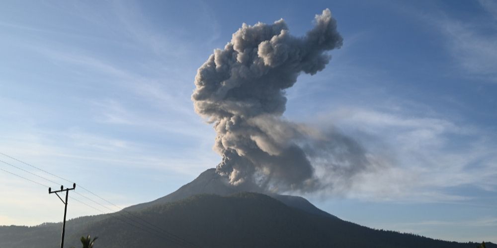 Tiga Gunung Api di Indonesia Berstatus Siaga, Ini Daftarnya