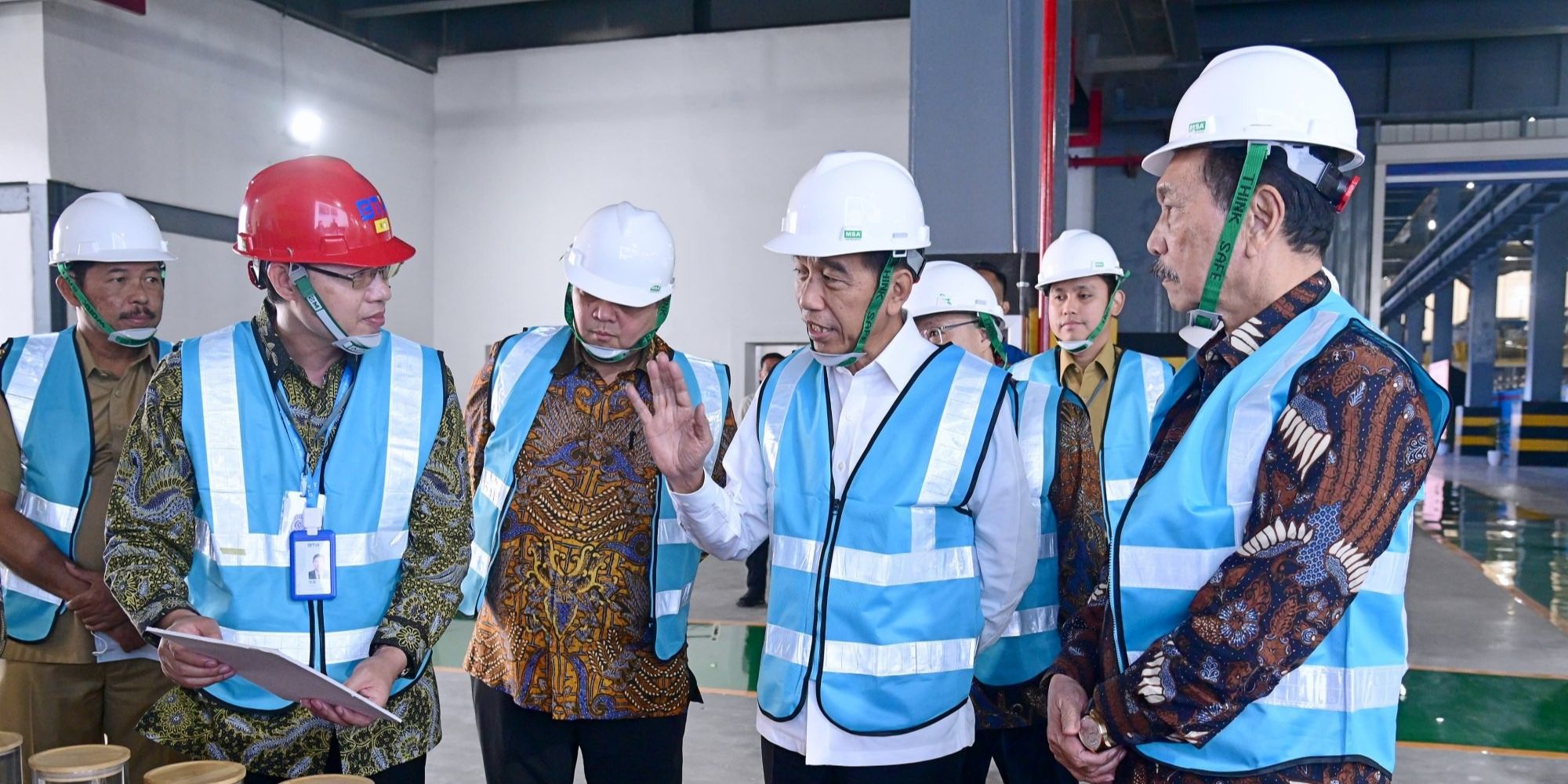 Proyek Jagoan Jokowi Ketiban Untung Gede-gedean Rp510 Triliun, Full Senyum Colek Luhut