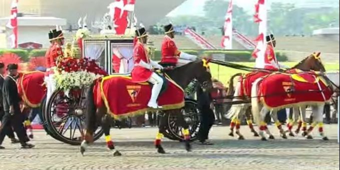 Bendera Merah Putih Dibawa Pakai Maung, Catat Rute Kirab dari Monas ke IKN untuk HUT Ke-79 RI