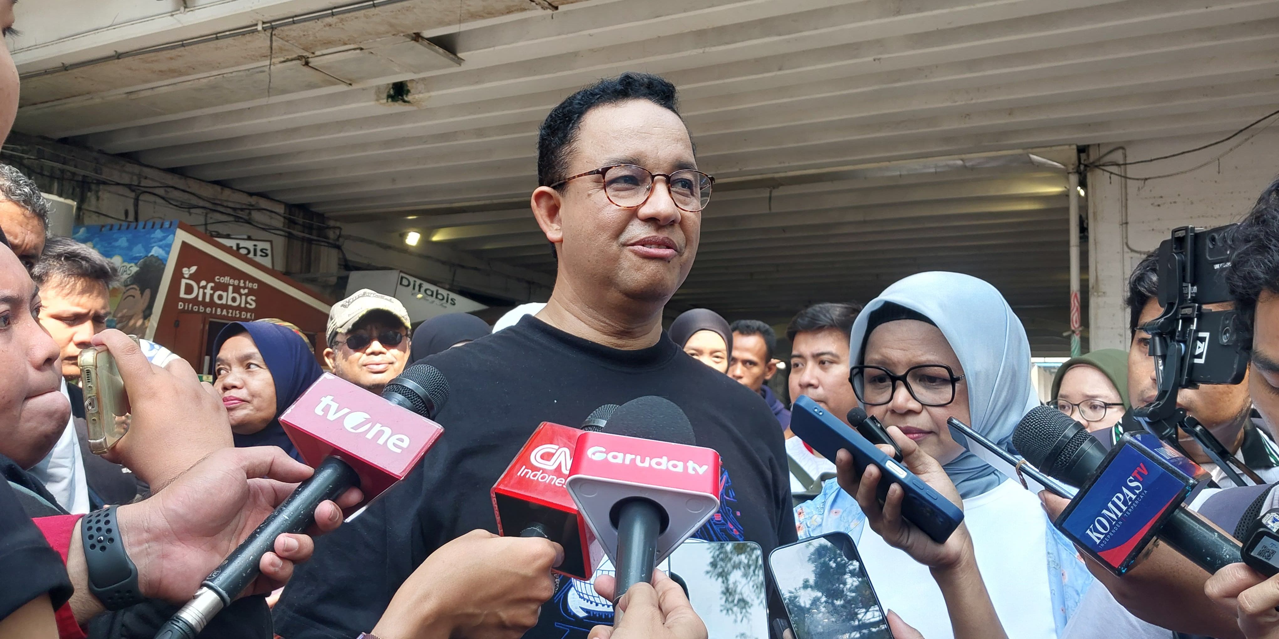 Anies Baswedan Balas 'Pujian' Sekjen PDIP Hasto Kristiyanto