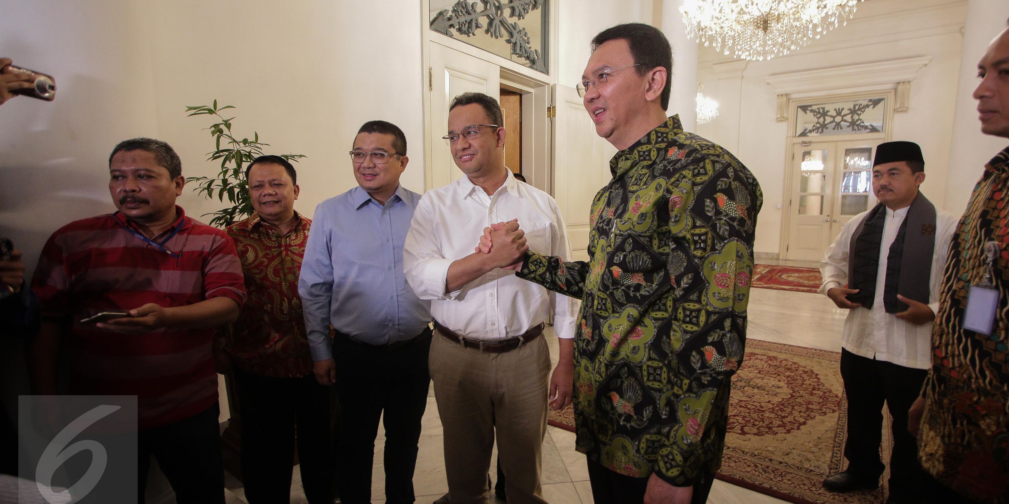 VIDEO: Ahok Sempat Kesal Masih Gubernur Aktif & Teman Presiden Masuk Bui 