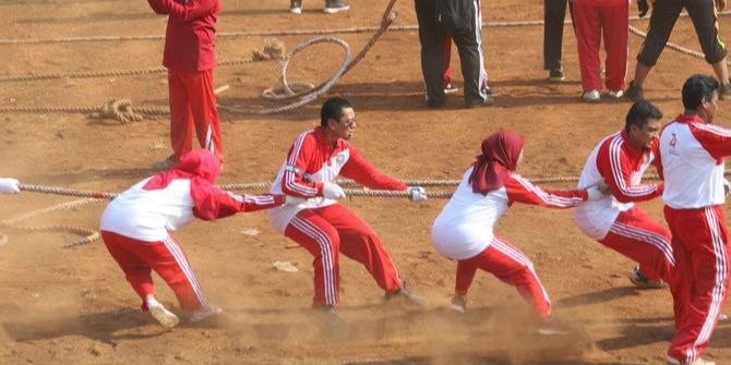 7 Ide Hadiah Lomba 17 Agustus untuk Ibu-ibu, Unik dan Berkesan