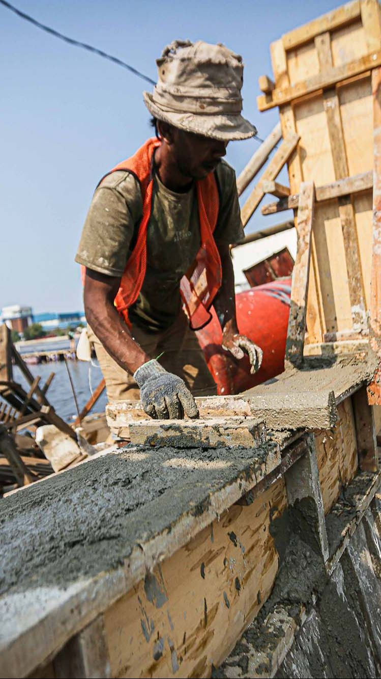 Pemerintah Bakal Bangun Jalan Tol dan Jalur Kereta di Atas Giant Sea Wall Bekasi dan Serang