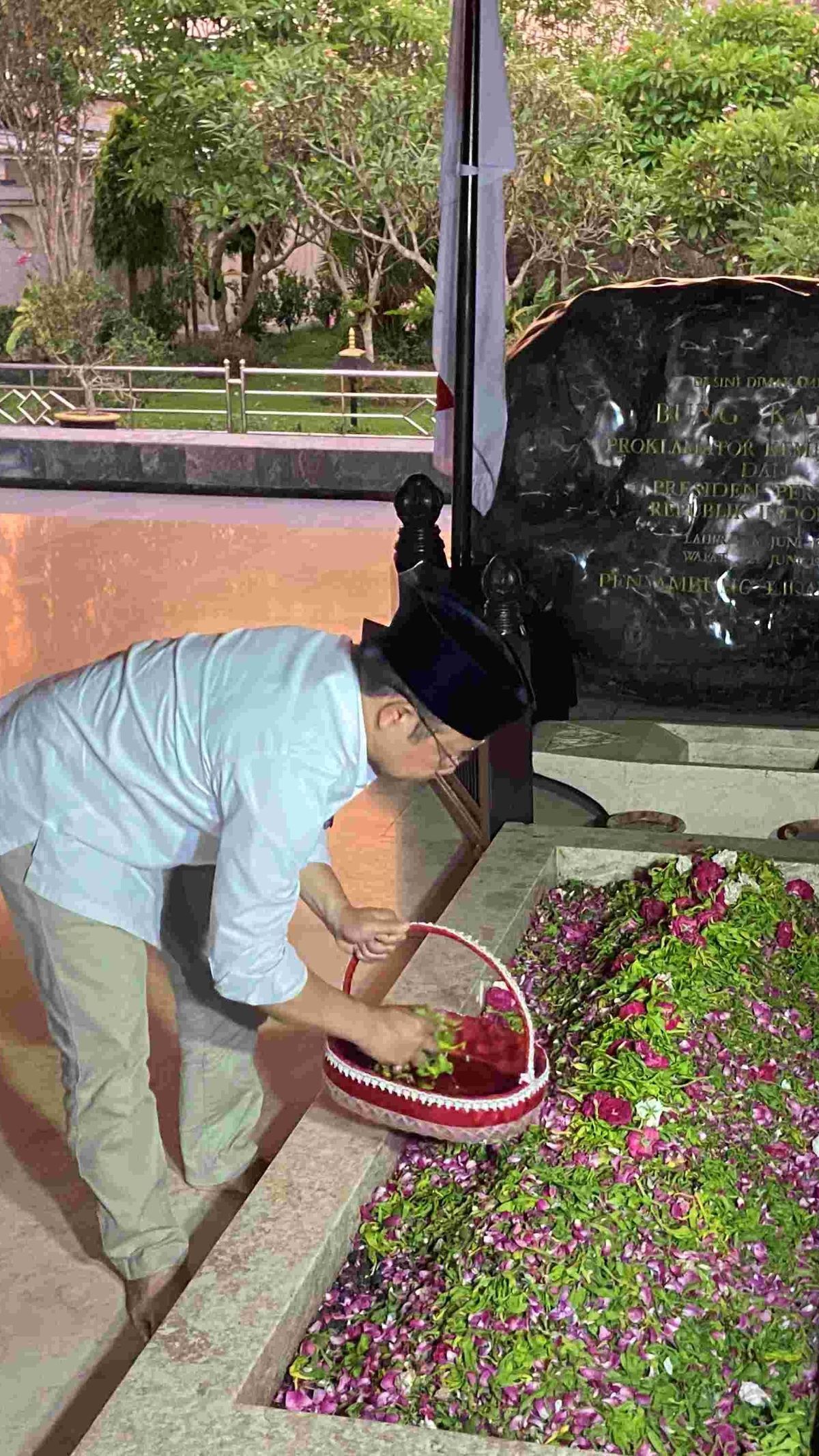 Cerita Cak Imin Ziarah ke Makam Bung Karno di Blitar Setelah Dapat Mimpi Ini