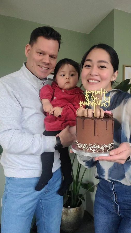 Potret Ultah Gracia Indri ke-34 Dirayakan Bersama Keluarga Kecilnya, Ekspresi Lucu Baby Nova Malah Bikin Salfok