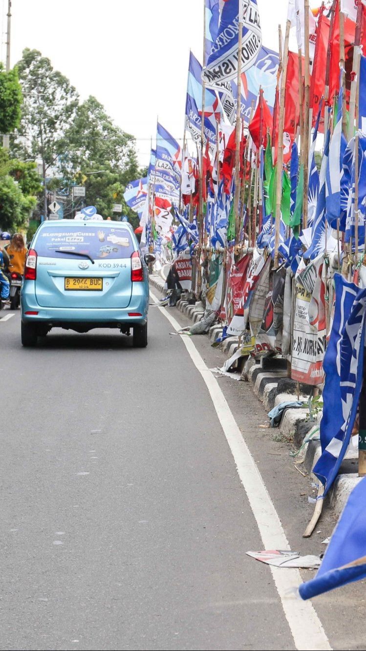 FOTO: Penampakan Alat Peraga Kampanye yang Masih Mengumuhkan Wajah Jakarta