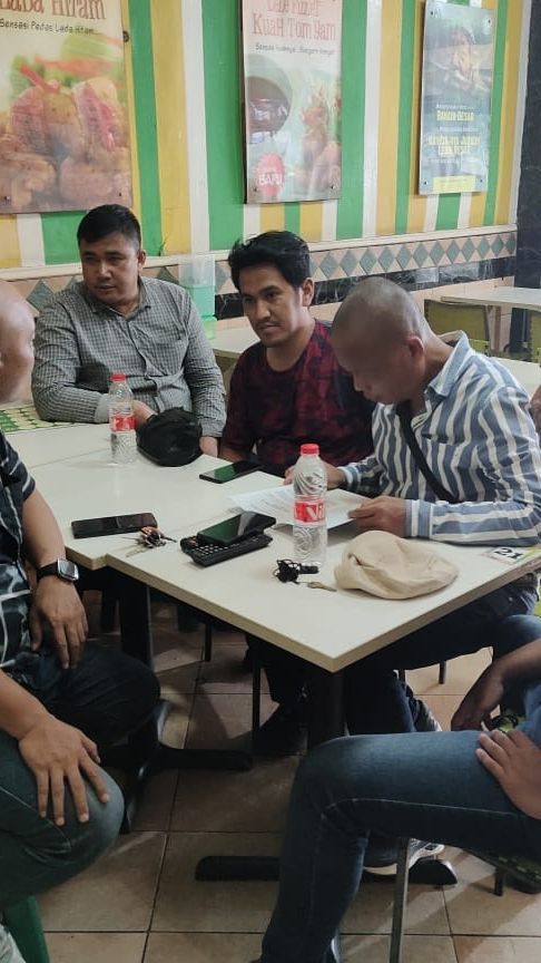 Kesaksian Pegawai Rumah Makan yang Temukan Selebaran Bernarasi Sesat di Tebet