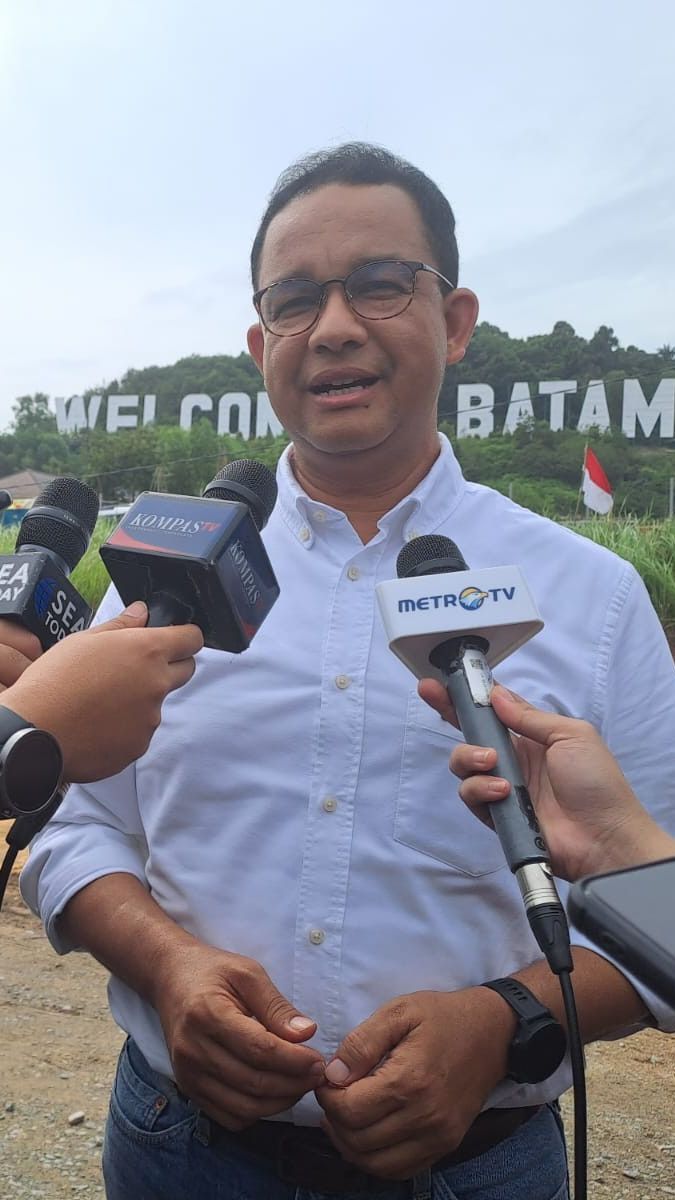 VIDEO: Salaman dengan Prabowo, Capres Anies: Kita Hangat Terus