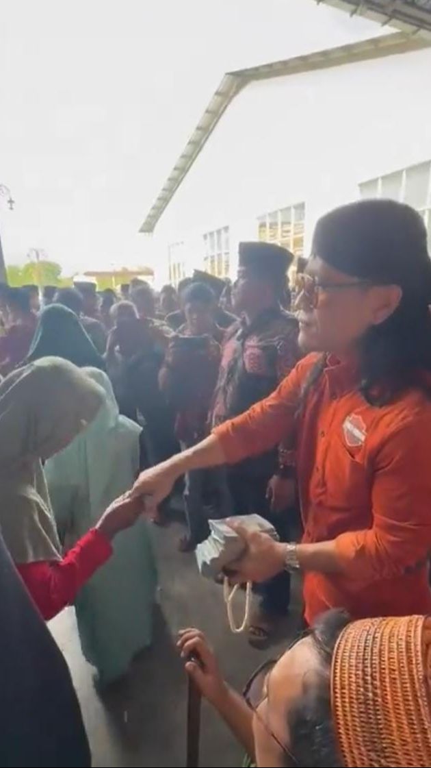 Viral Gus Miftah Bagi-Bagi Duit, PKB: Bawaslu Tuntaskan Masalah ini agar Pemilu Jujur dan Bermartabat