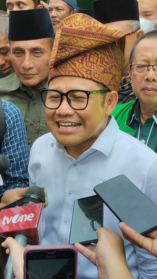 Cak Imin: Helikopter Anies Kesulitan Mendarat di Tuban, Pinjam Lapangan Polisi Tapi Tak Diizinkan