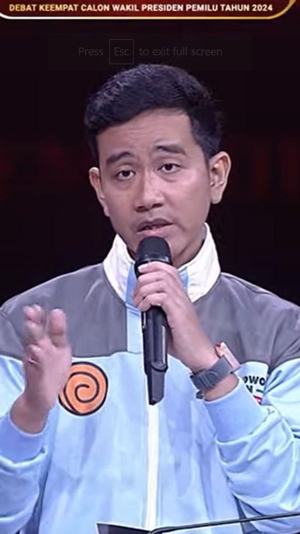 Terulang Kembali, Gibran Tinggalkan Podium Saat Berbicara di Debat Cawapres