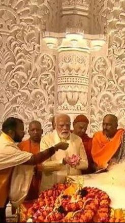 PM India Narendra Modi Resmikan Kuil Hindu di Lokasi Masjid Kuno yang Dihancurkan