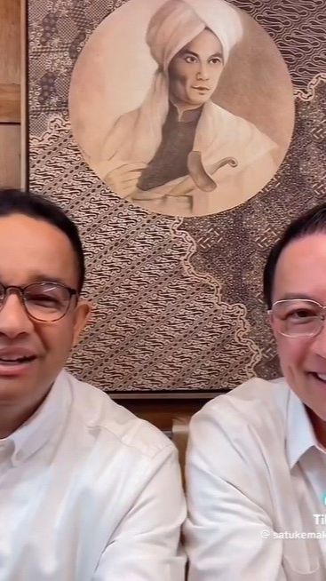 Anies Live Tiktok Bareng Tom Lembong, Netizen: Pak Tom Bilang RAWR Dong