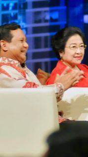 Prabowo Unggah Foto Lawas Kebersamaan dengan Megawati, Begini Pesannya