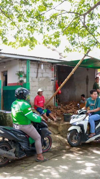 Sederhana di Dalam Pasar, Potret Rumah Arya Khan Suami Pinkan Mambo