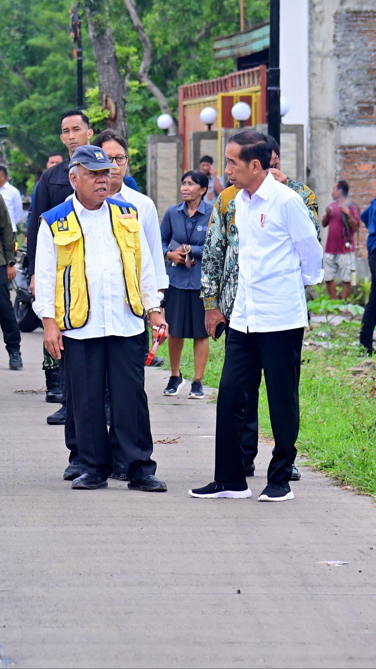 Jokowi Sentil Jalan di Jateng Rusak, Segini Besaran Dana Perbaikan Era Gubernur Ganjar