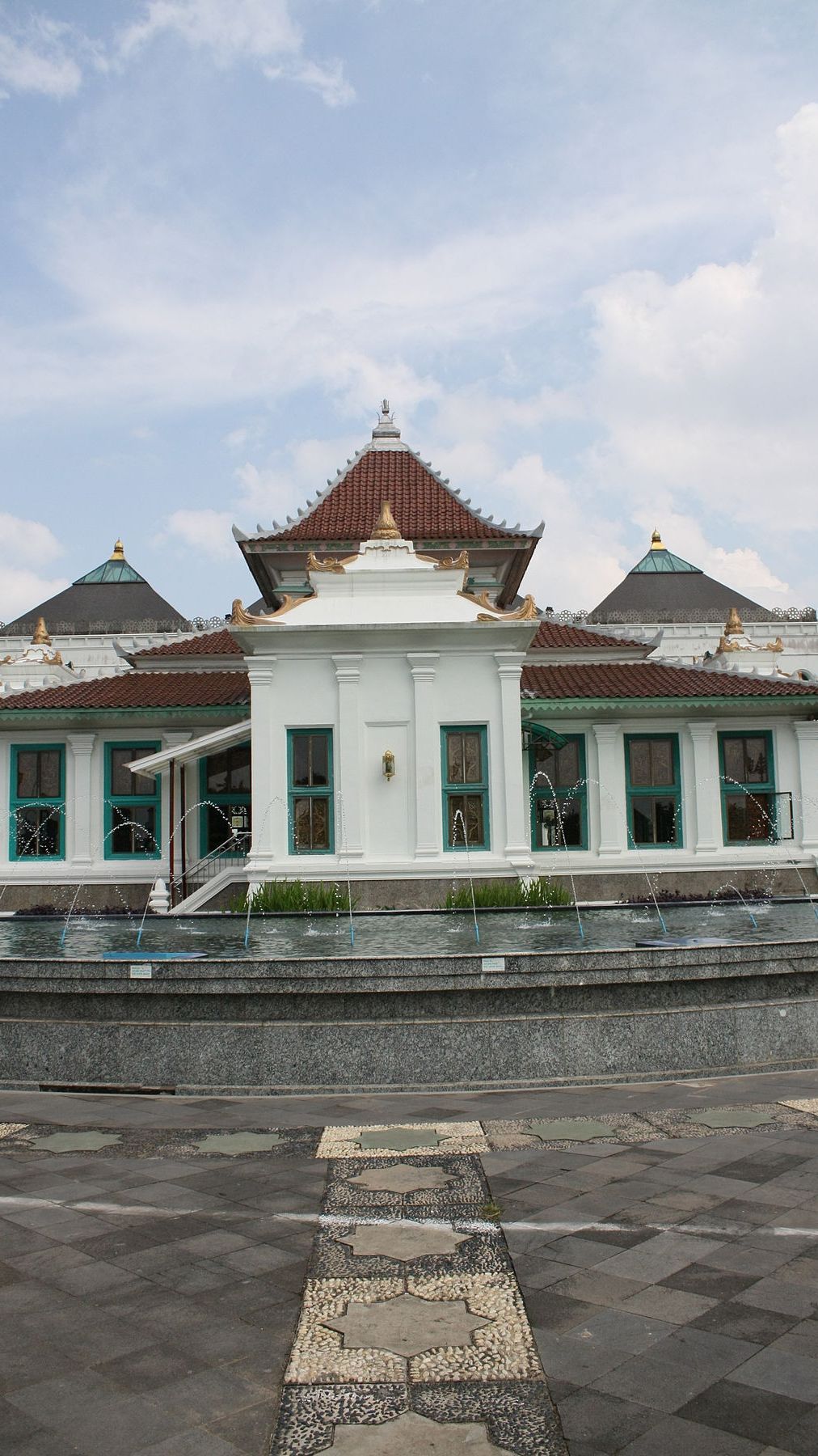 Menengok Sejarah Masjid Agung Palembang, Warisan Peninggalan Kesultanan Palembang Darussalam Abad 18