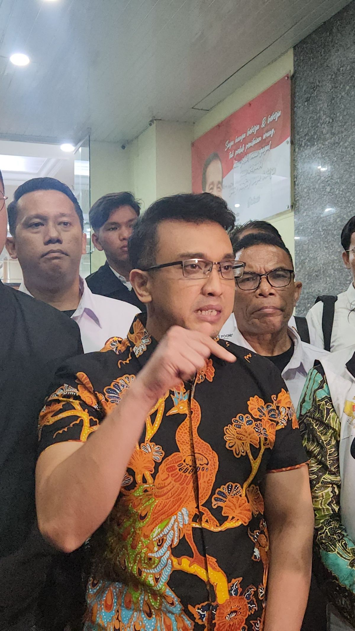 Handphone Disita Penyidik, Aiman Ketar-Ketir Pemberi Info Netralitas Aparat Terbongkar