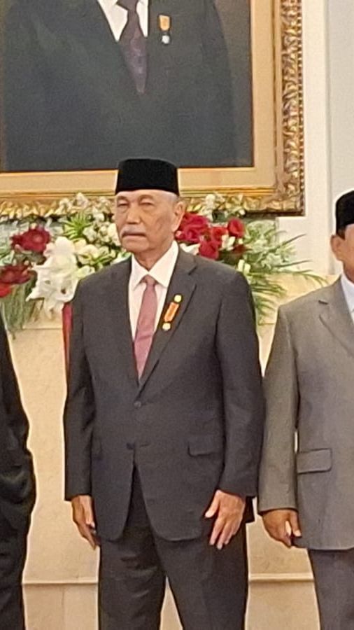 Kawal Hilirisasi, Jokowi-Luhut Dianalogikan Layaknya Sopir Angkot Medan dan Kenek