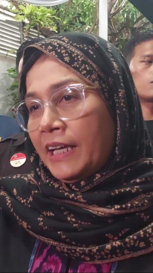 Tangis Sri Mulyani Pecah saat Ceritakan Pertemuan dengan Rizal Ramli pada 2019 Lalu